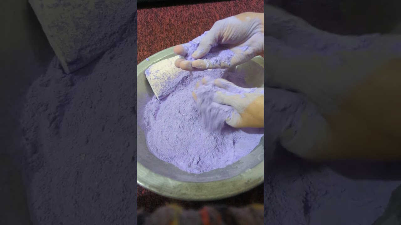 Pink color gym chalk crushing #foryou @messyfunAsmr #bollywood #trendingshorts 
