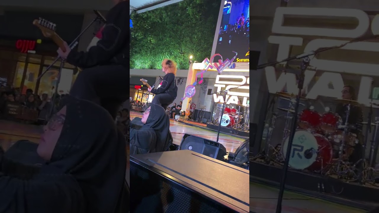Jrock Lepaskan Diriku Live Perform di Summarecon Mall Bekasi di Down Town Acara Jepang di Mall SMB
