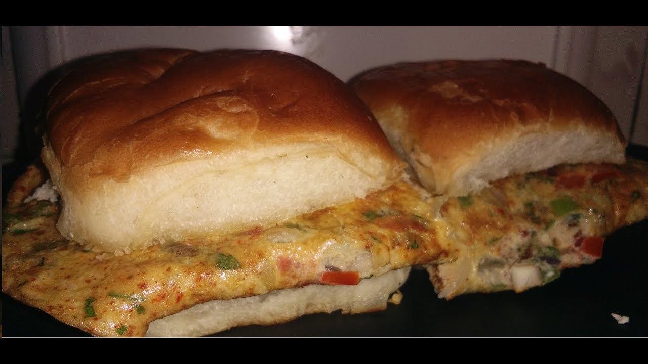 घर पर बनाएं स्वादिष्ट पाव आमलेट , pav omelette , spicy  ,pav omelette