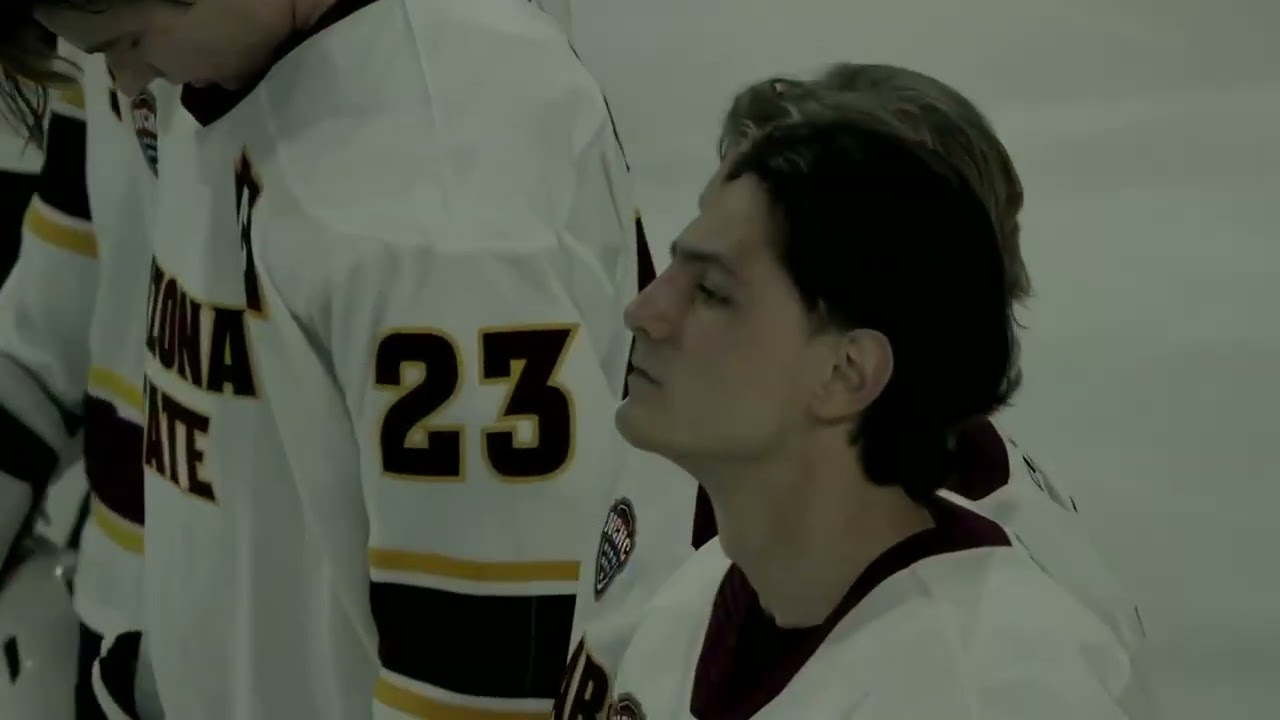 🇺🇸 Ellie Performs the National Anthem | ASU vs Air Force Hockey 1/03/26