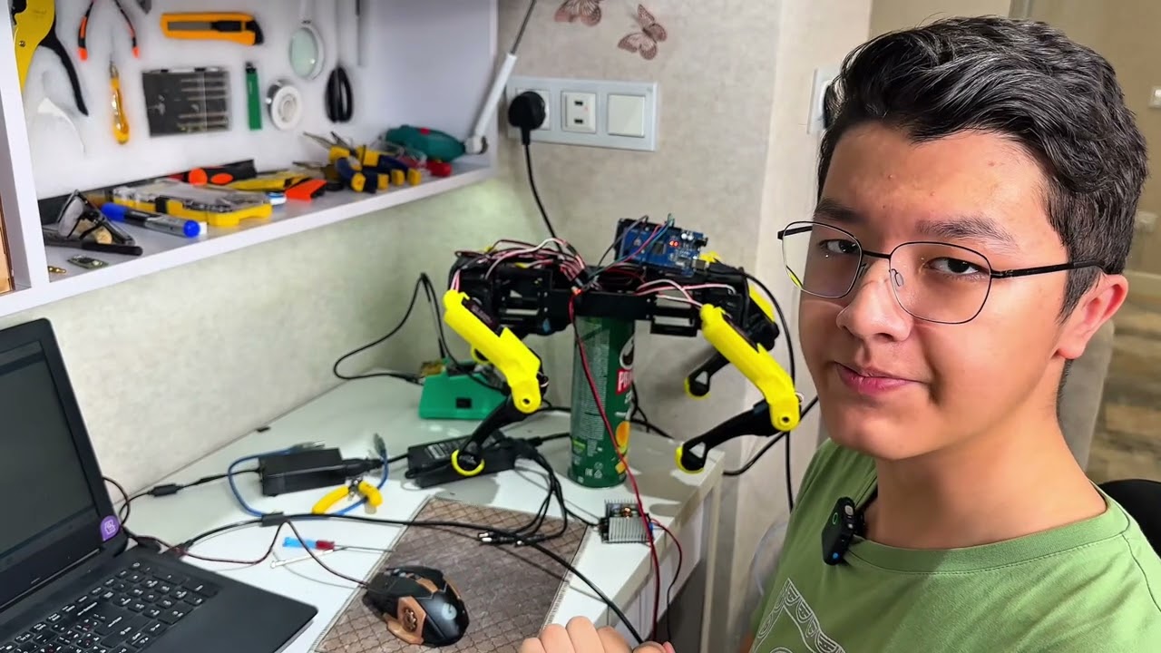 Robot dog clone of Nova Spot mini