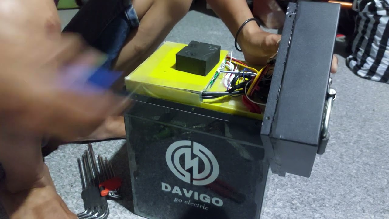 BONGKAR ISI BATERAI DAVIGO DRAGON!!! lithium ion atau lifepo4!