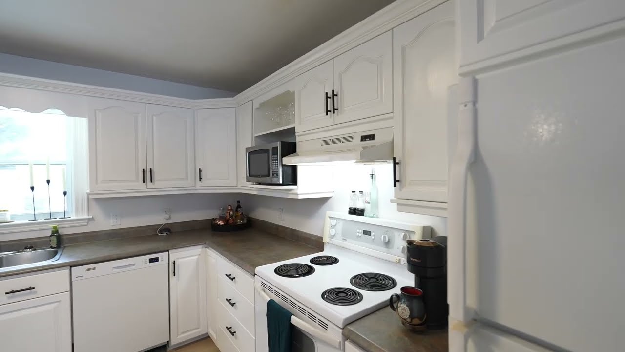 16 Arthur Holland Drive, Summerside