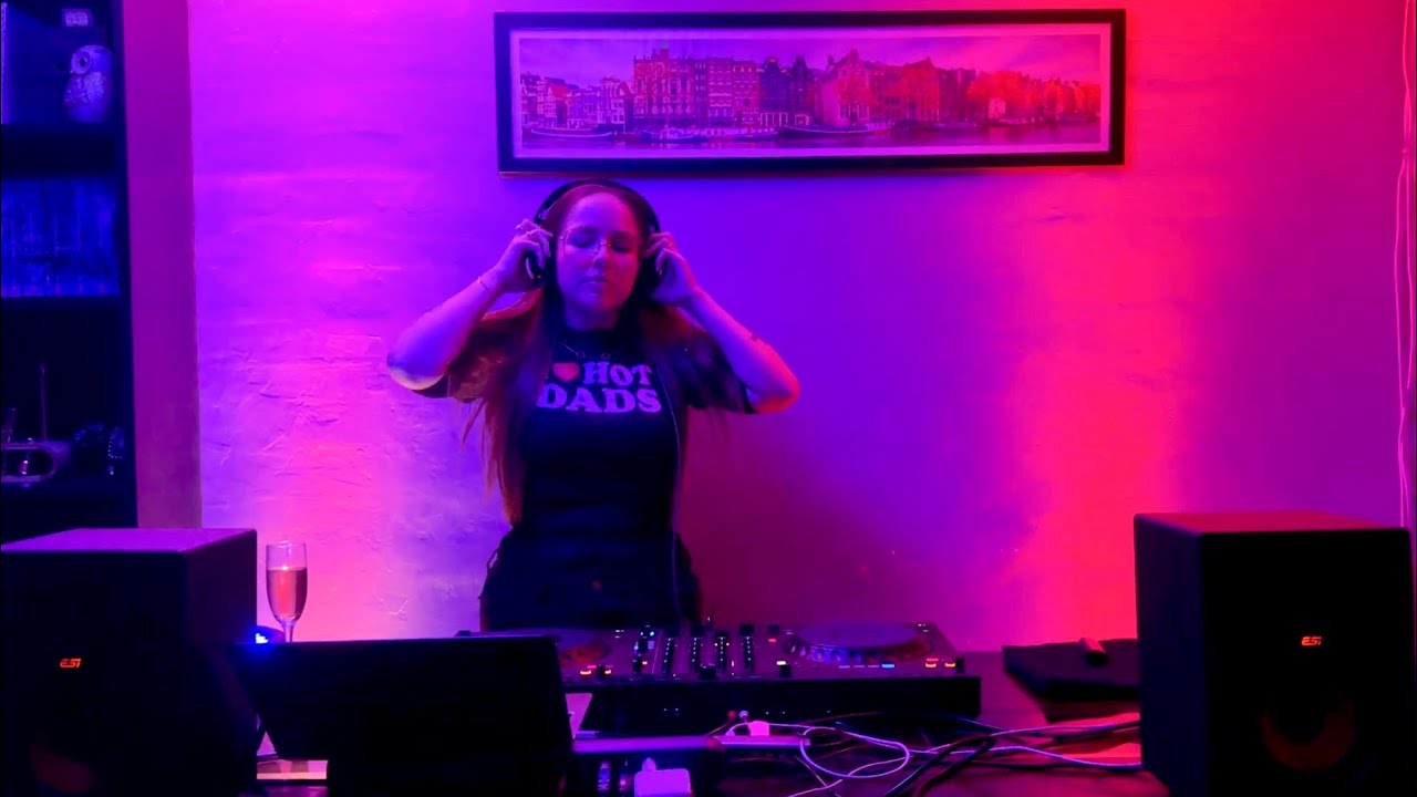 Lix at Den Motastraat, episode 13 (Vintage Culture, Rebūke, Adam Beyer, Camelphat, Massano)
