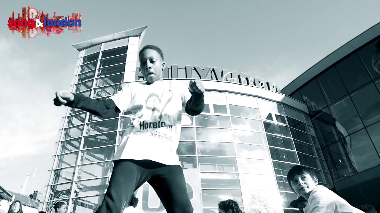 Flashmob - #song4london Everybody DreamsLDN 151217