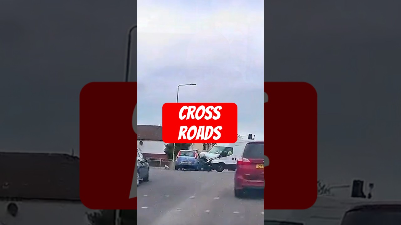 Авария на перекрестке 🚙💥🚐 Кто виноват? 👀