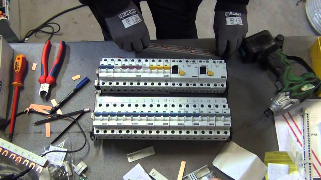 Montage 4 X 4p. automaat met 2p. automaat op 3N400V Sababvba