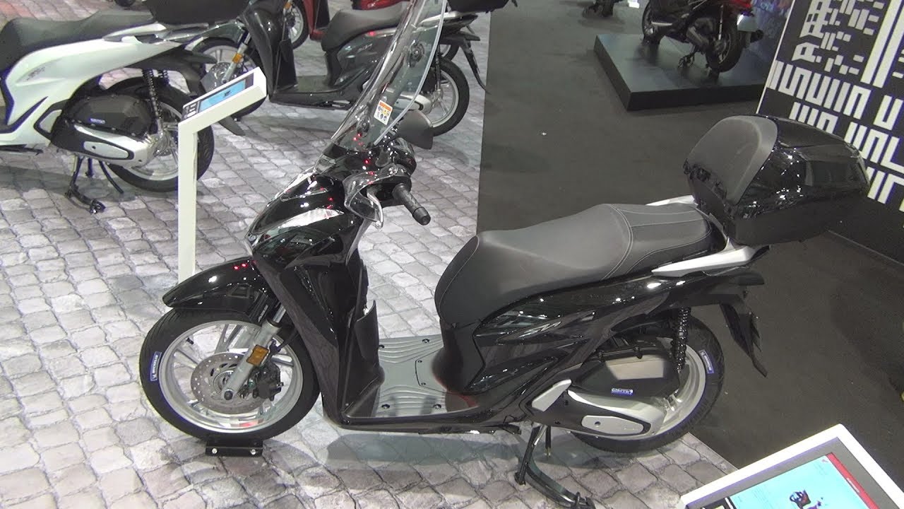 Honda SH125i (2020) Exterior and Interior