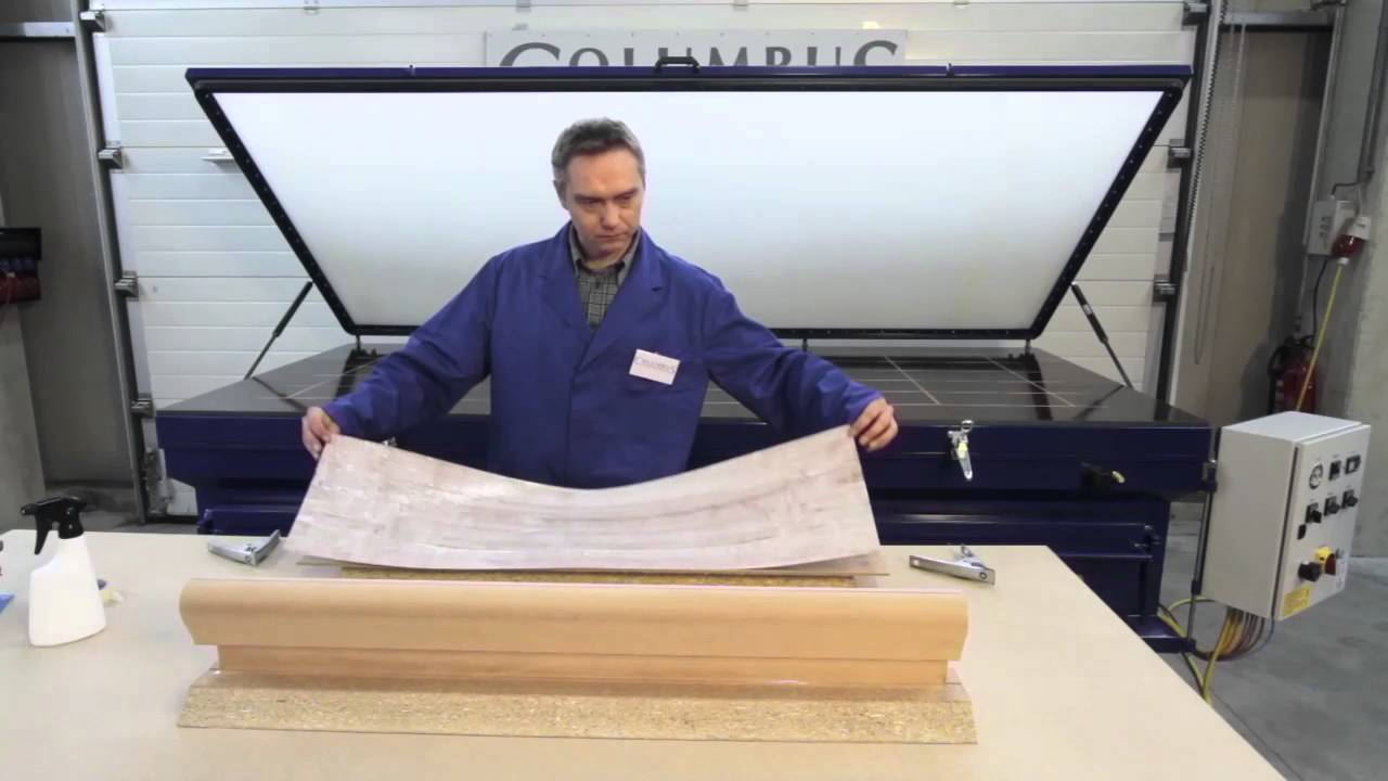 Columbus vacuum presses: Veneering of a hand rail