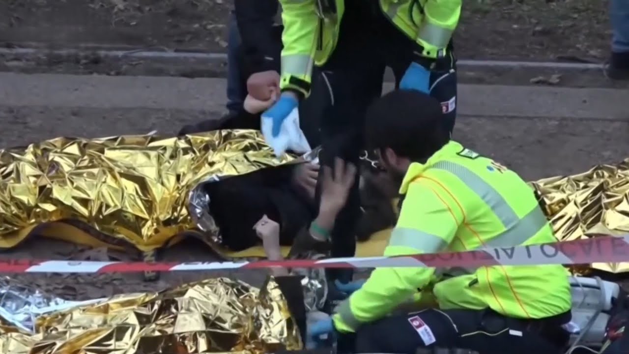 20 injured and two dead after Milan tram accident