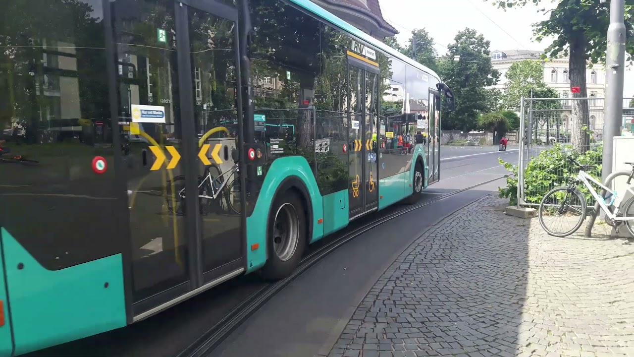 U-Bahn, Bus und Straßenbahn Frankfurt am Main - Südbahnhof