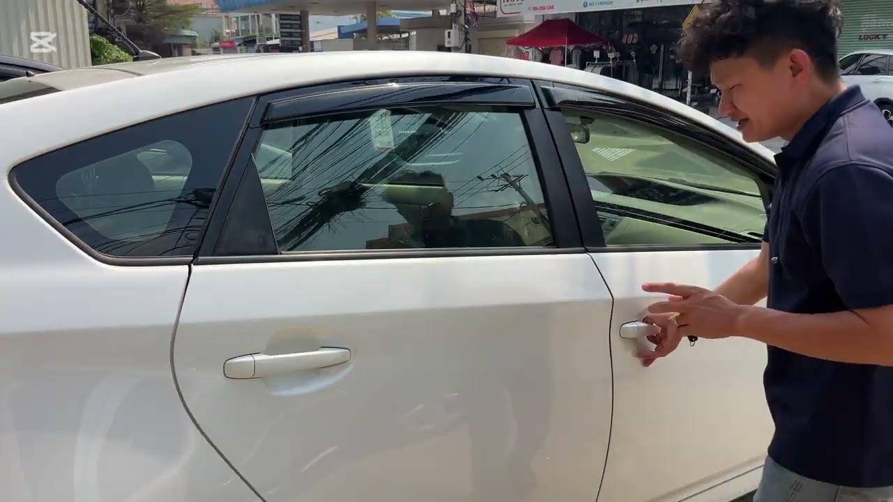 Prius 012ស៊ីនមួយជុំ19300$Tel:086388788