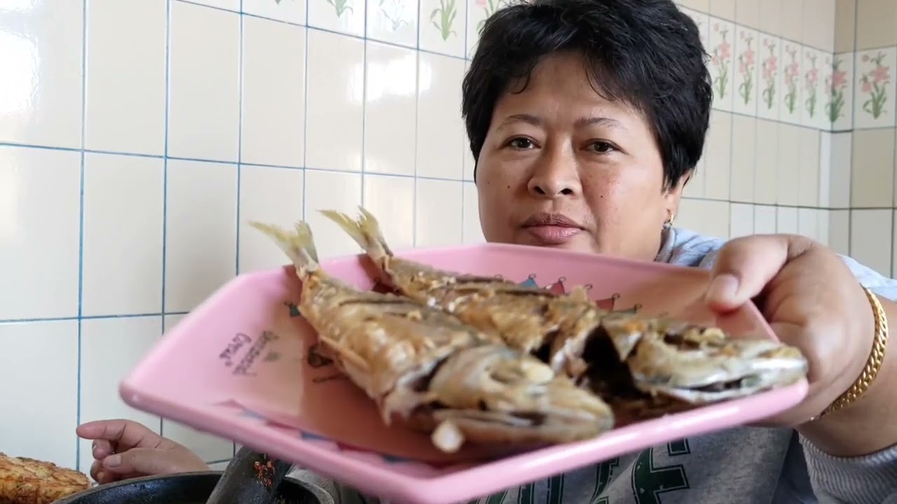 Tetap Bakwan kriuk dan Ikan Kembung ‼️ Sulastri 15 tkw Taiwan .