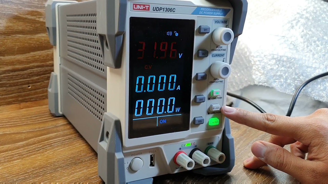 UNI-T UDP1306C UNBOXING & TURN ON