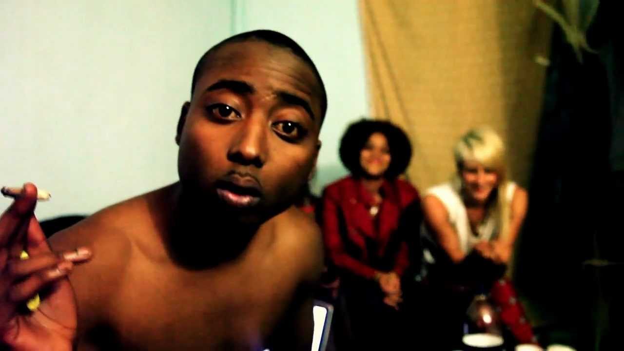 Guizmo - Viens pas m'chier dans les bottes (Freestyle - Clip Officiel) / Y&W