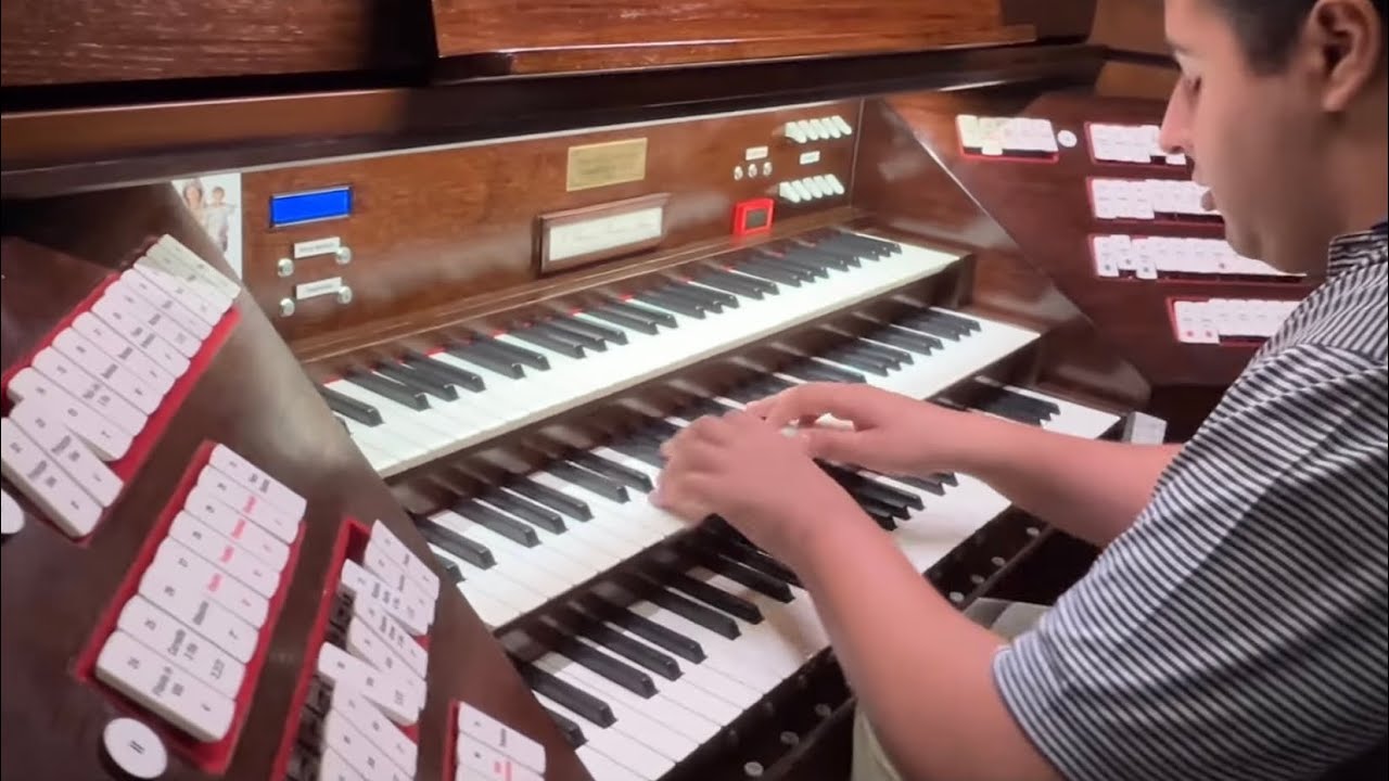 J. S. Bach: Preludio e Fuga in La min. BWV 543 - Enzo Pedretti organista