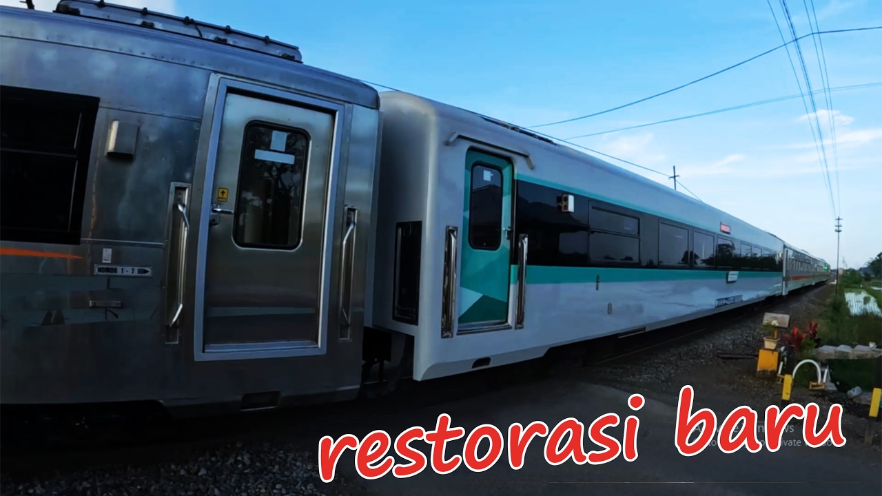 Kereta restorasi baru/makan Kereta api Blambangan Ekspres melintas di Banyuwangi dan Pandanwangi