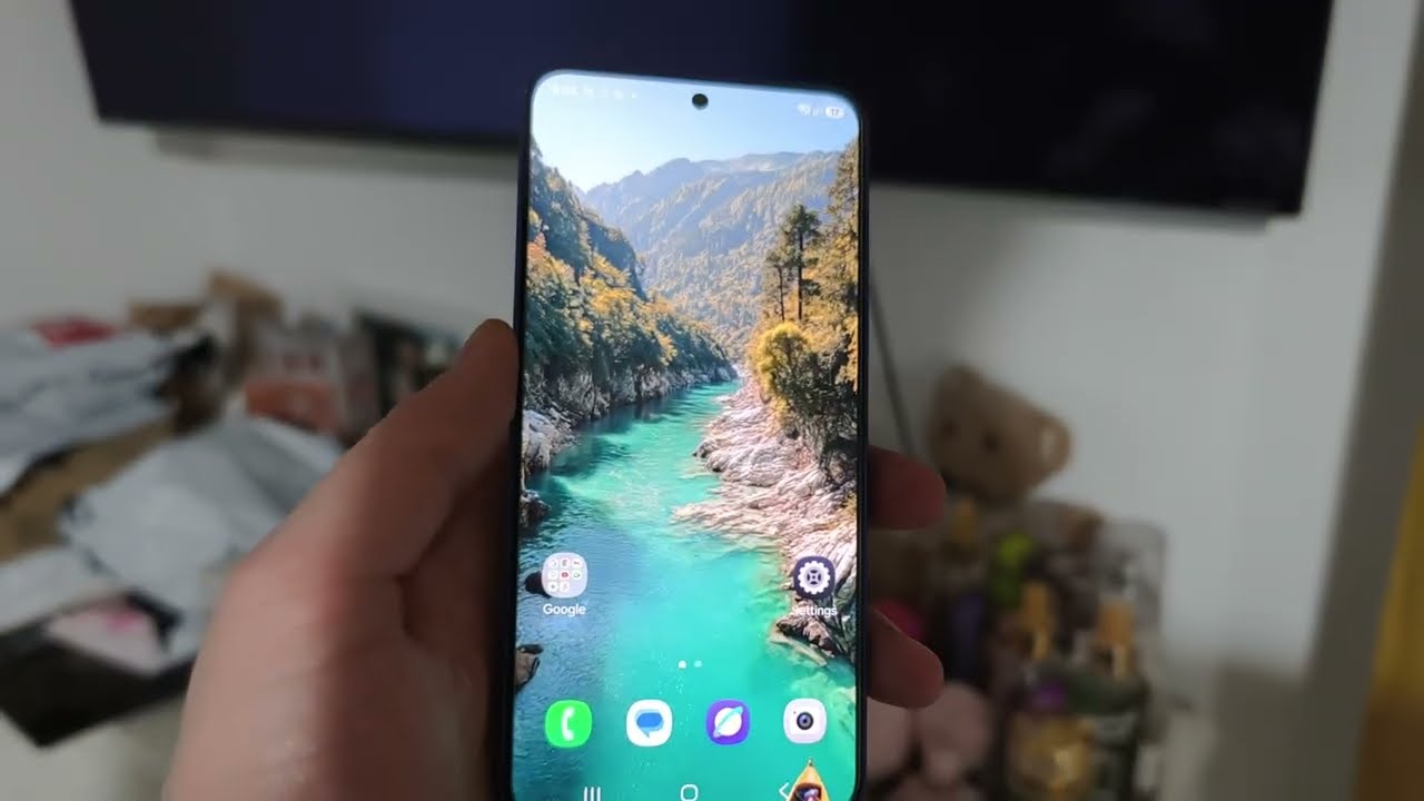 SAMSUNG Galaxy S26: Как остановить трансляцию экрана на телевизор