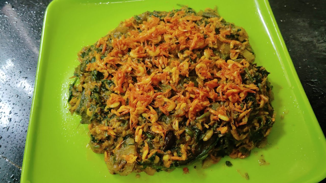 Bengali style Palak chingri recipe। কুচো চিংড়ি মাছ দিয়ে পালংশাক 