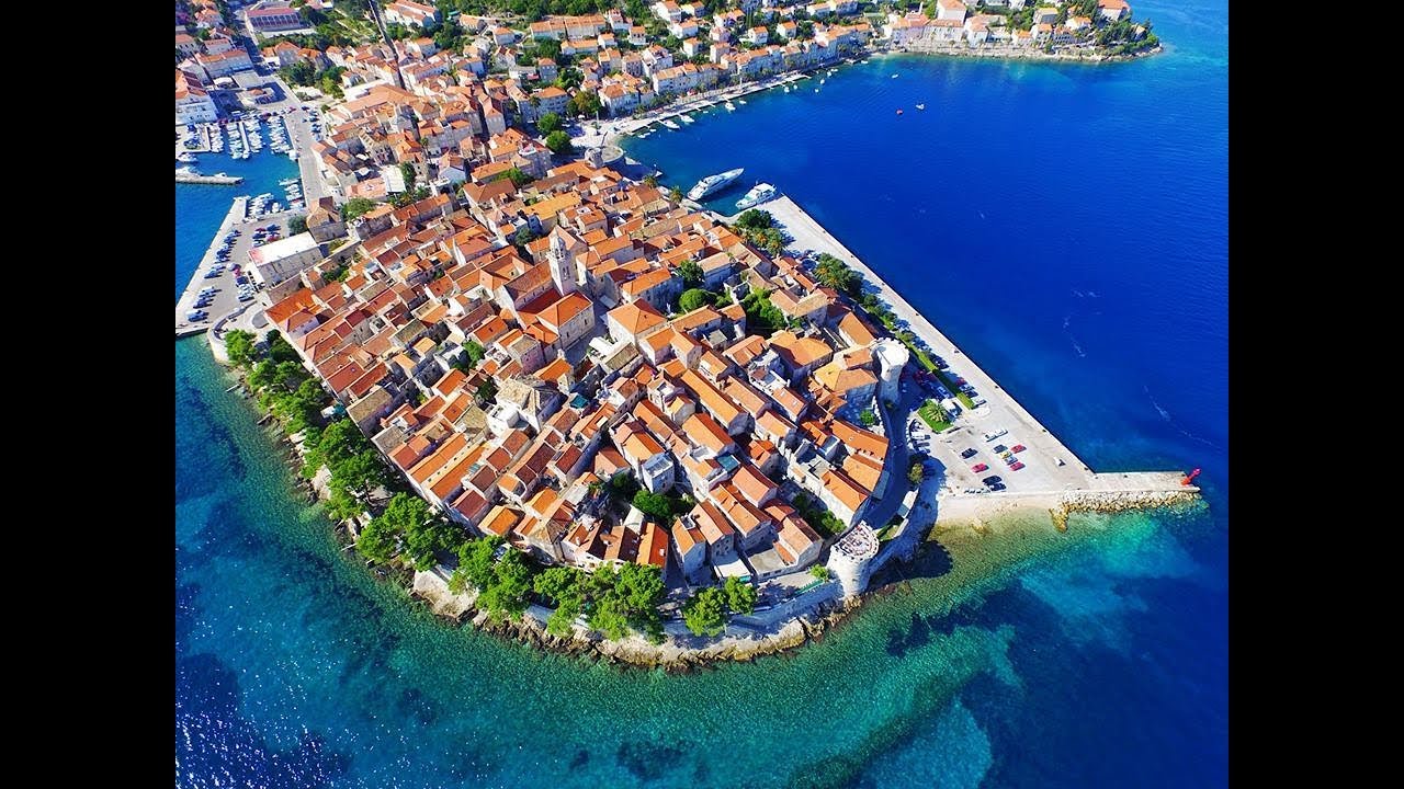 WHAT LINKS US TOGETHER #17: How Michael Unsworth turned a historical palace into a hotel on Korčula