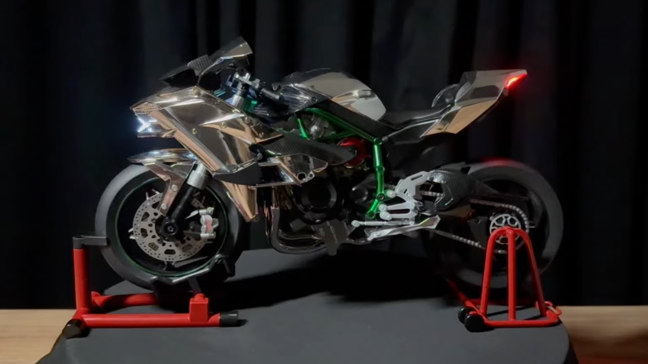 Модель XLG Kawasaki H2R 1/6