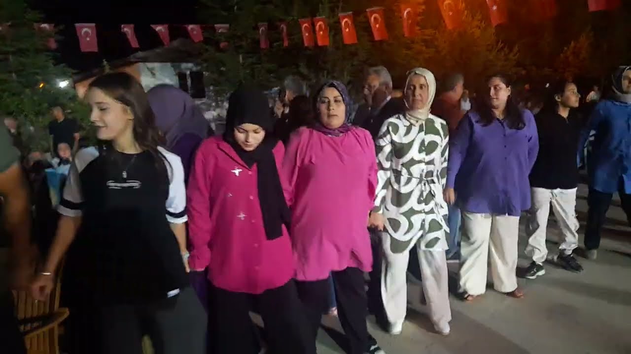 RESADİYE  DUTDIBI TOZANLI SENLIGI  MAVILIM OYUNU