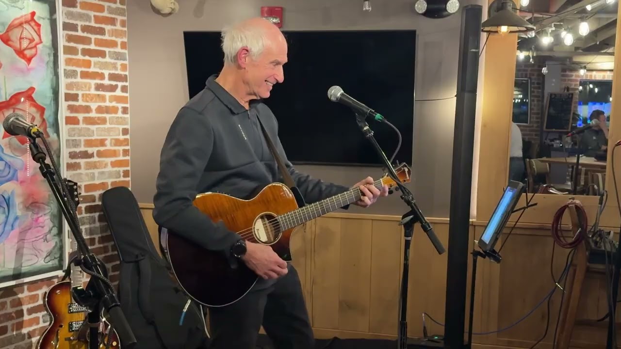 Wellesley Rocks: Open Mic