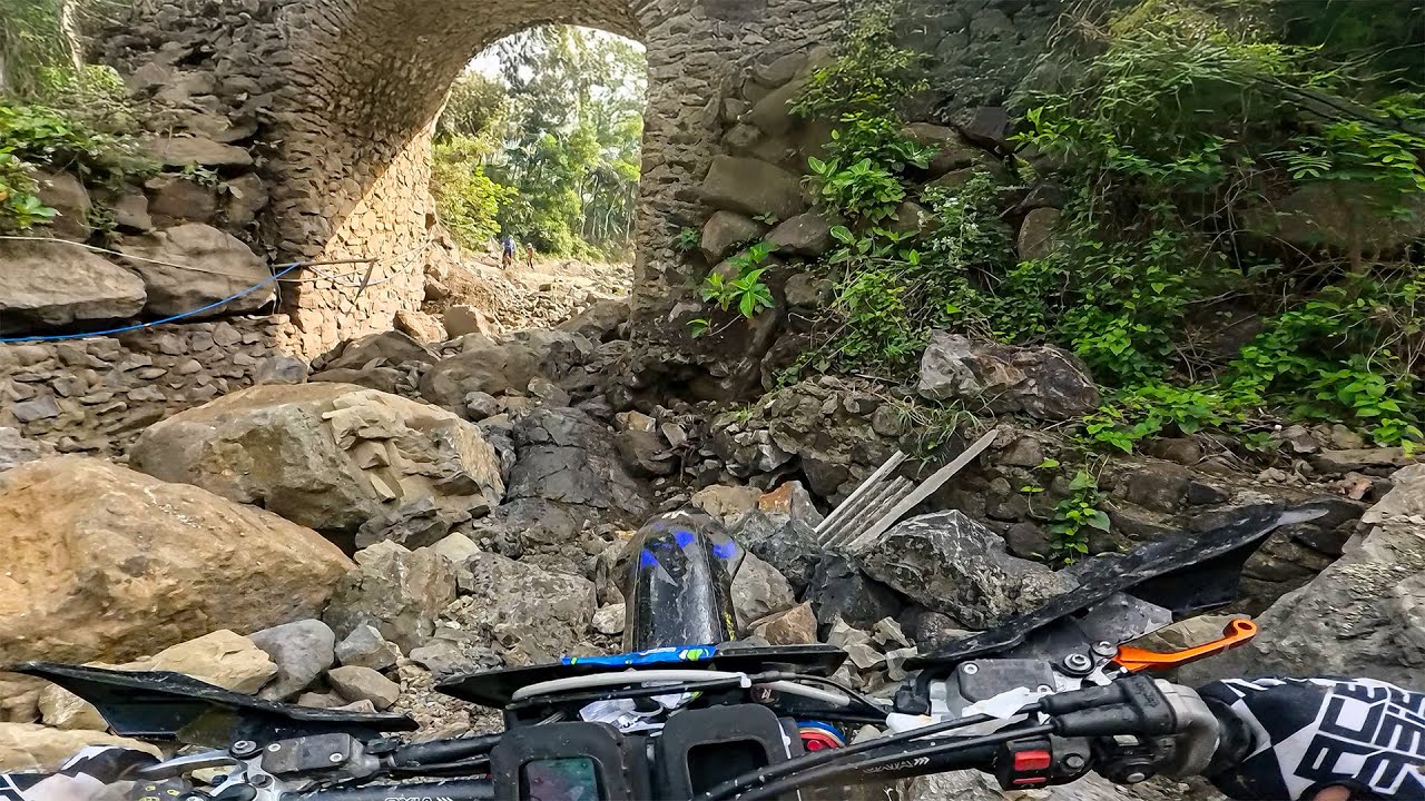 Hiu Selatan Hard Enduro 2024 | Sonny Goggia POV | Insta360