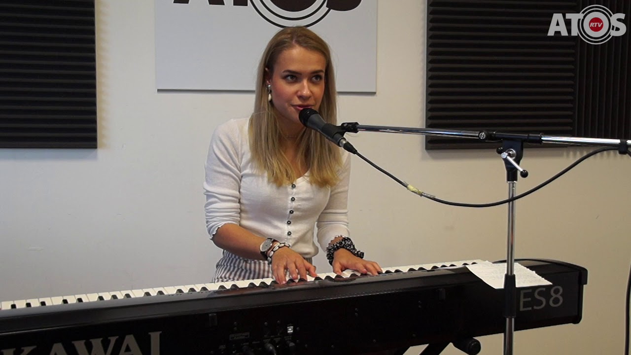 Elle Hollis - Luxury | ATOS RTV