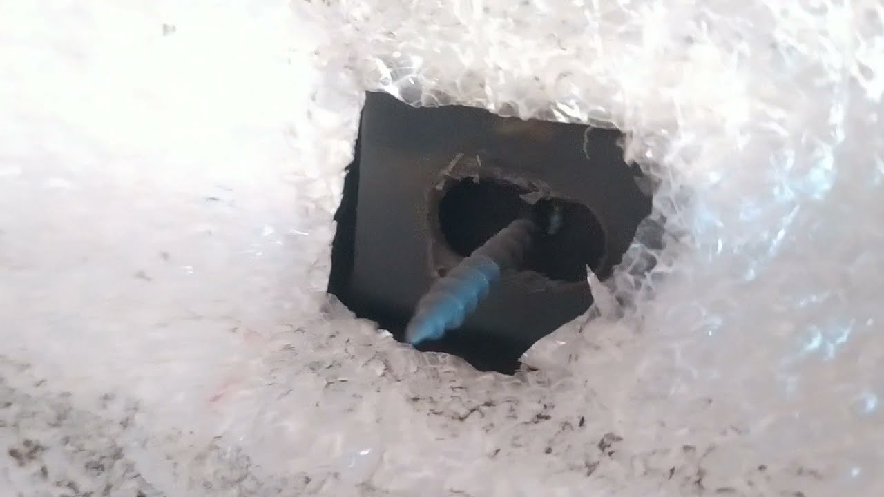 Надежный крепеж для дверных карт Славута