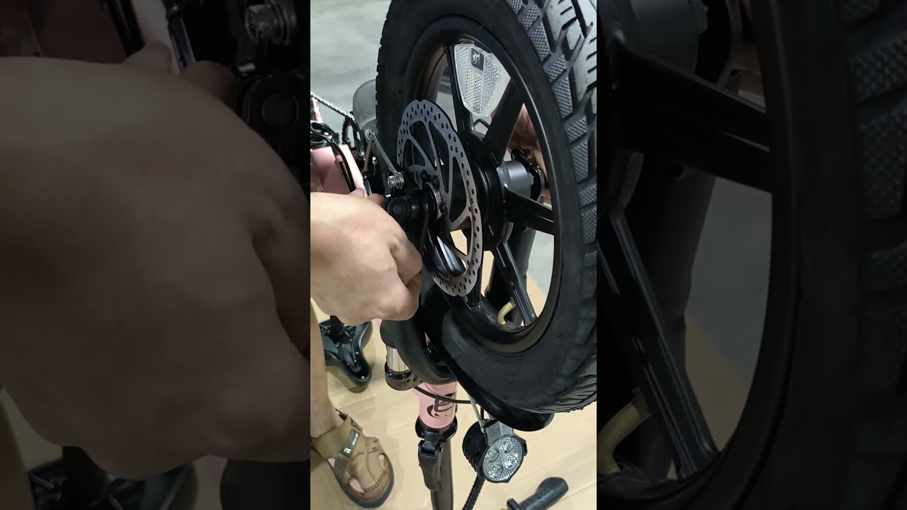 Replace the inner and outer tire of Bodywel T16PRO
