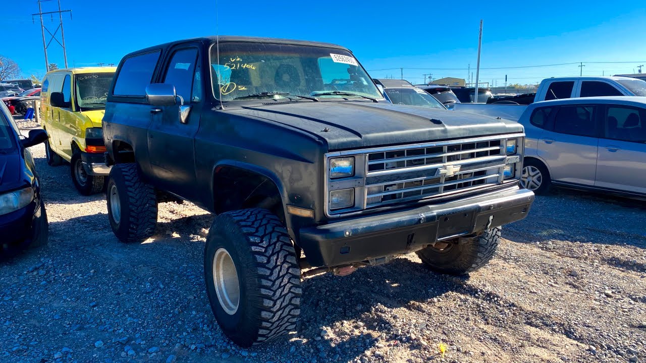Copart Walk Around 11-7-2020 + Banks Sidewinder Diesel 85 GMC Jimmy!!