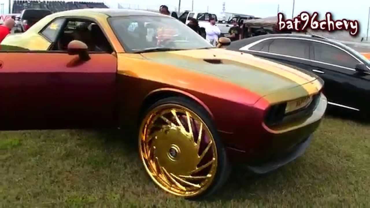 Outrageous GOLD Dodge Challenger on 30