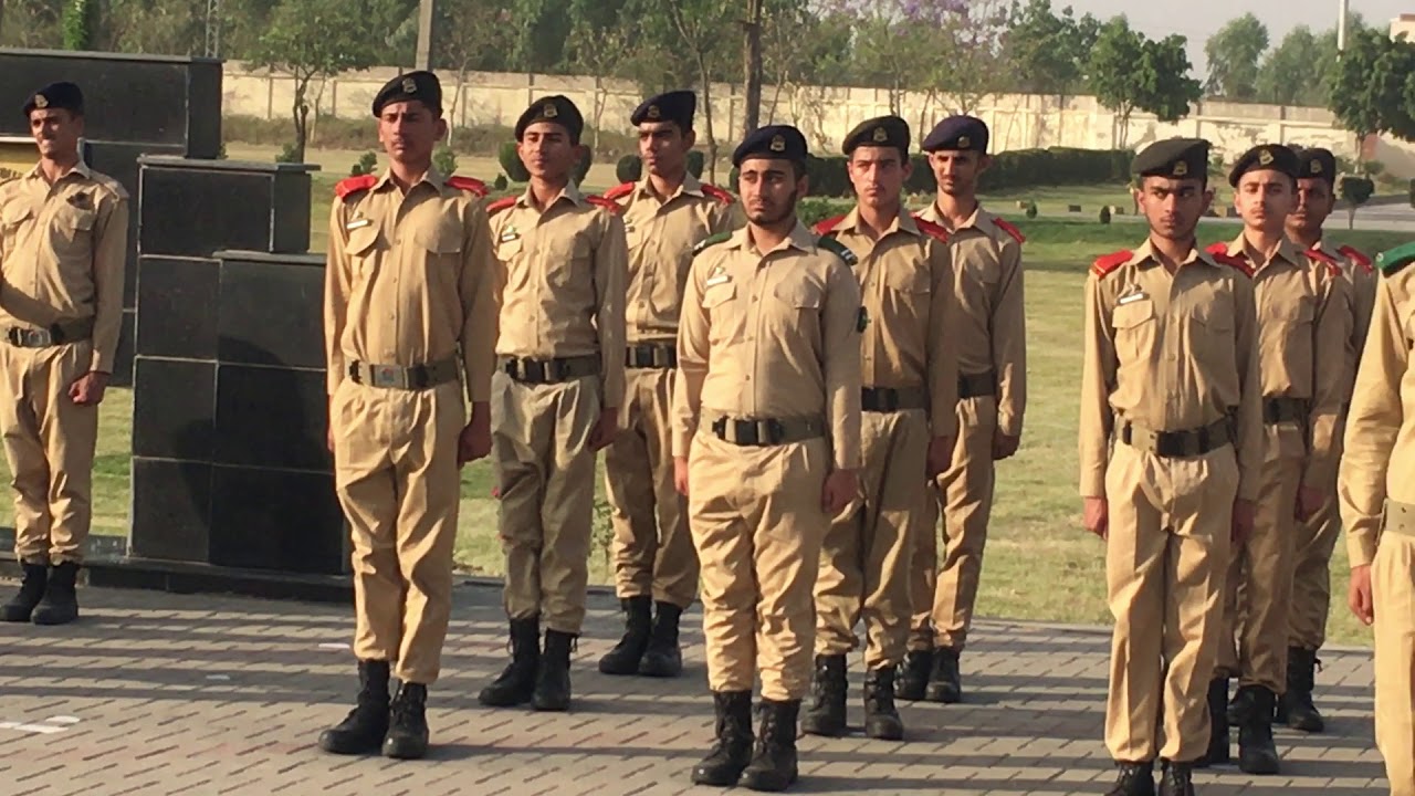 CADET COLLEGE PASRURE 3RD ENTRY PRADE WHEN ZAHID HAMID VISITING OUR COLLEGE