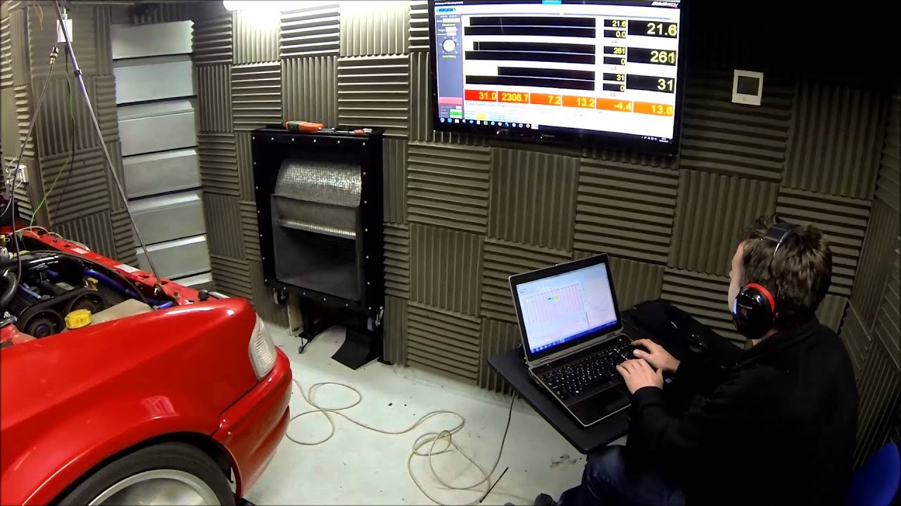 Escort Rs Turbo Live Mapping On the Dyno at Motorsport Developments In Blackpool Lancashire