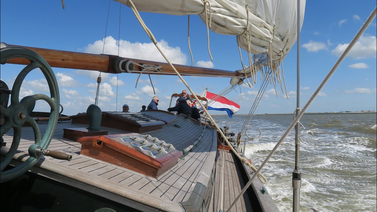 Zeilen in de Texelstroom naar Oudeschild (Texel) - Lemsteraak Wadwaai 2023-04