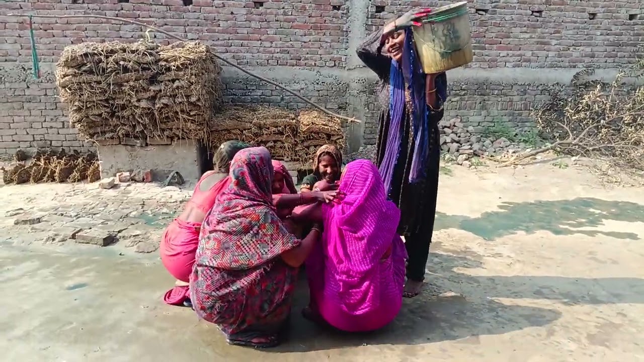 Kamlesh Gupta UP 51 दुबौलिया ग्राम बभनपुरा में 🫟😁😁होली