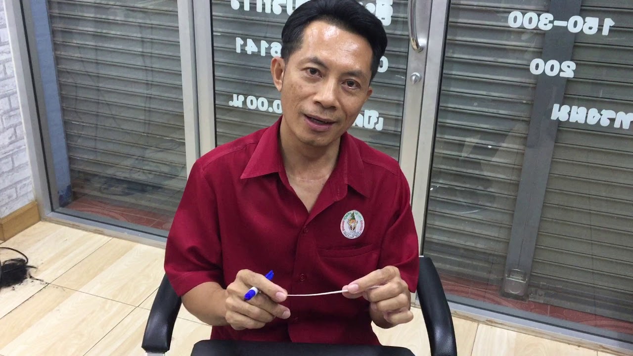 เทคนิคการใช้งานหวีเล็กและหวีใหญ่ | #EasyHairCut ทำให้การตัดผมเป็นเรื่องง่าย