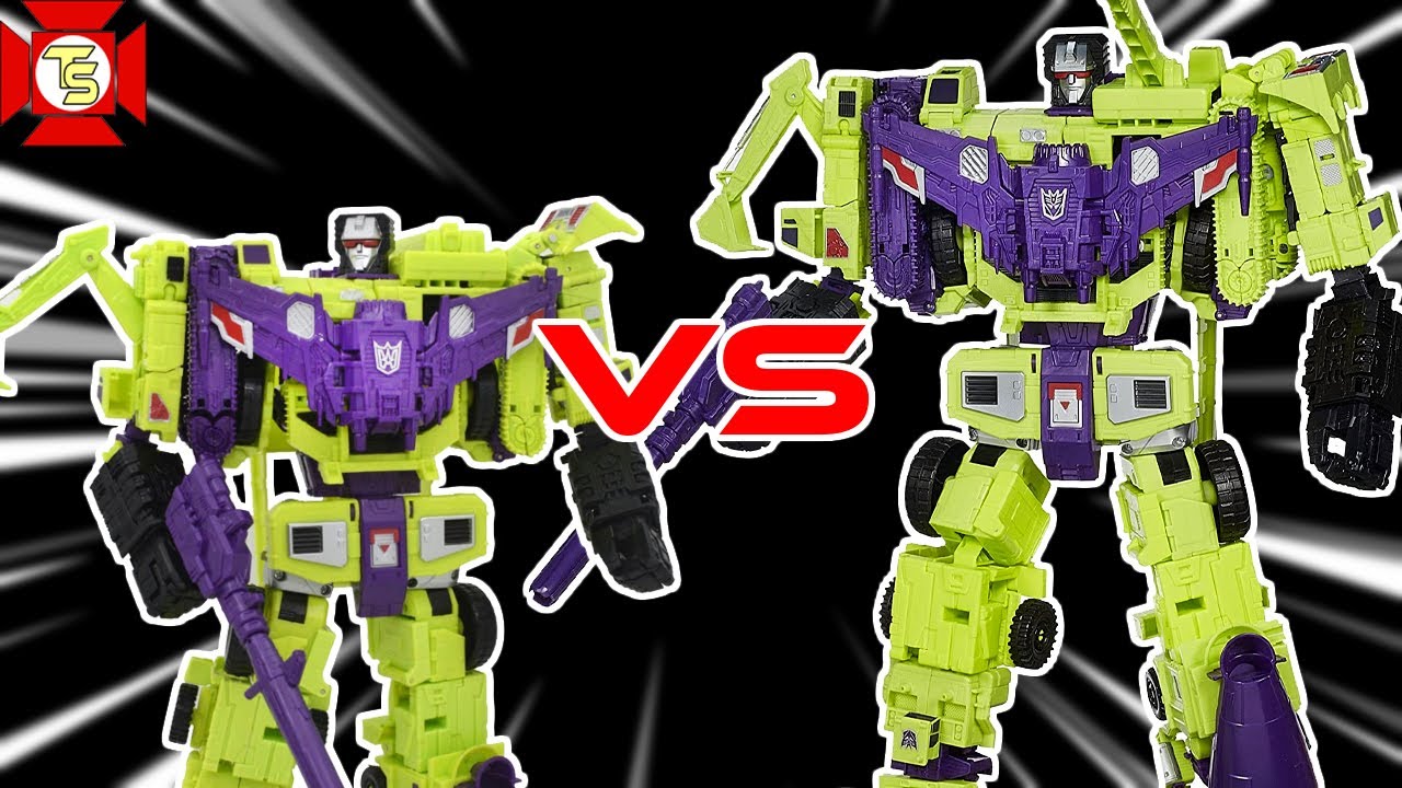 TRANSFORMERS Combiner Wars DEVASTATOR Vs Undersized Knock Off