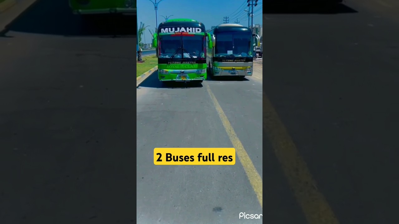 2 buses overtaking mujahid express youtong buses