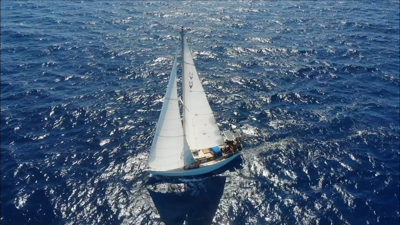 Pacific Crossing From French-Poly To Costa Rica (Part 1): Our Back Shroud Snaps 😳 - Ep. 67 TS