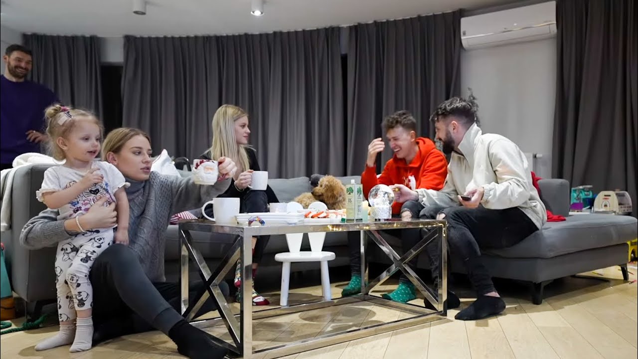 VLOGMAS : ŚWIĄTECZNE SPOTKANIE Z PRZYJACIÓŁMI! ❤️🎄| Andziaks