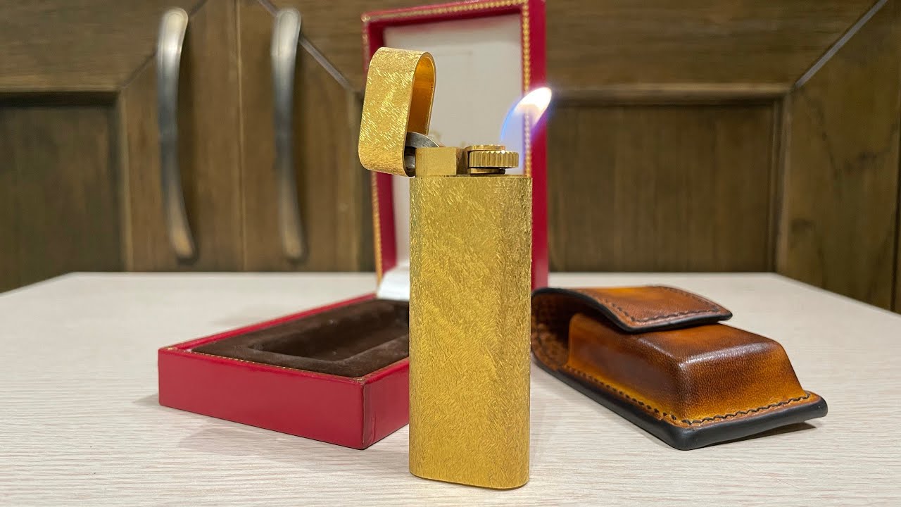 BẬT LỬA CARTIER NHƯ MỘT THỎI VÀNG