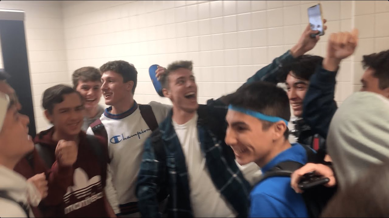 Juice WRLD School Bathroom Concert