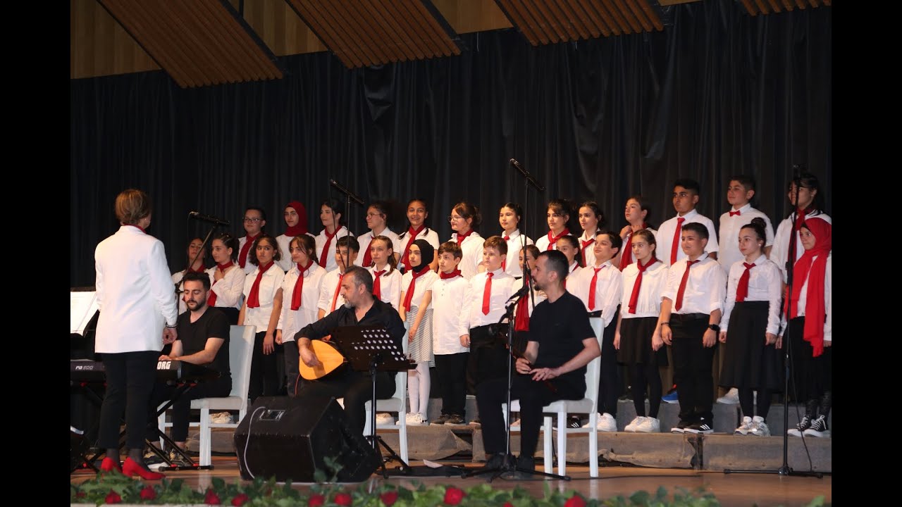 ABDÜLHAMİD HAN ORTAOKULU TÜRKÜ TÜRKÜ TÜRKİYE'M KONSERİ