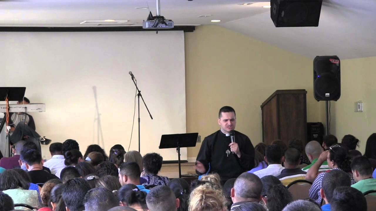 Padre Didier F Giraldo