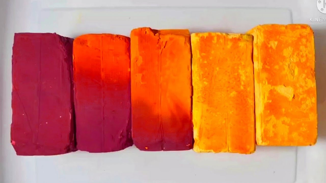 Colourful Dyed Gym chalk Crumbling #oddlysatisfying #gymchalkcrush #asmrsounds #stressrelief #asmr