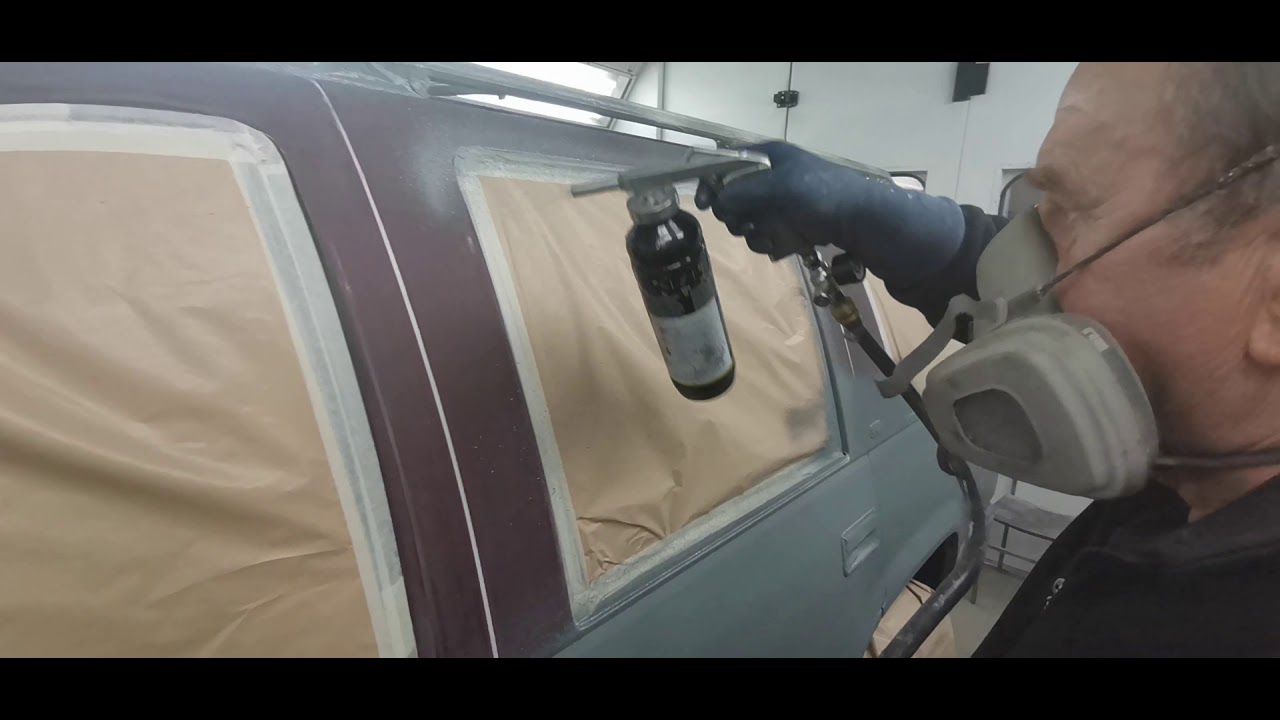 Nanosenje raptor mase na kola Painting a car in a raptor Chevrolet car