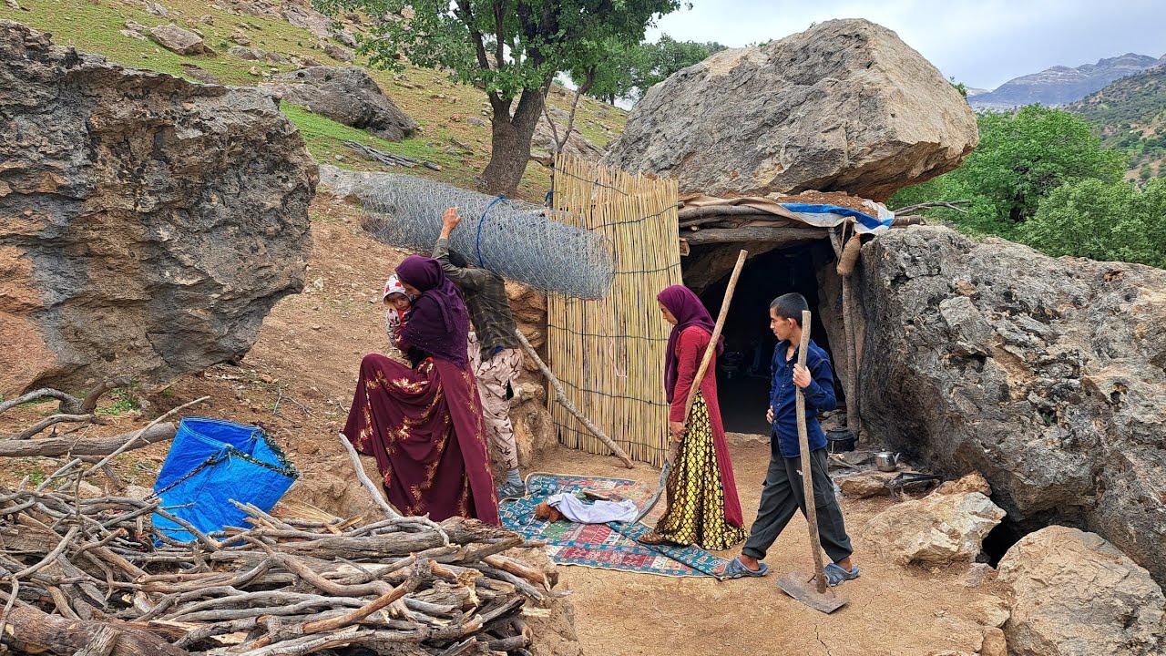 Making a Sheep Shed in the Mountains: Nomads of Iran 2023