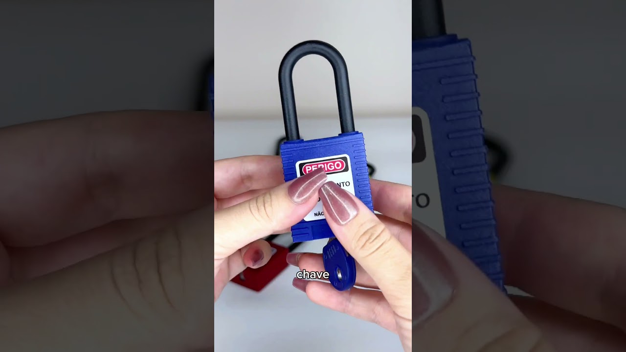 Cadeado plastico de bloqueio ( Norma NR10 )